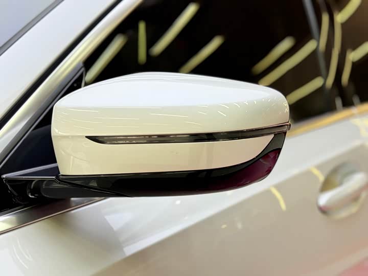 Фото 9 - BMW 3 Series