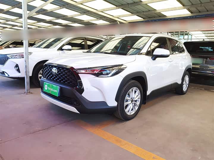 Фото 2 - Toyota Corolla Cross