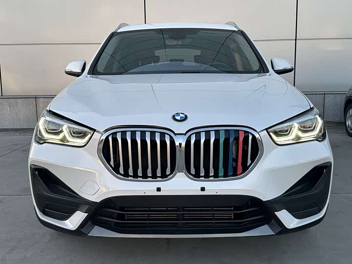 Фото 4 - BMW X1