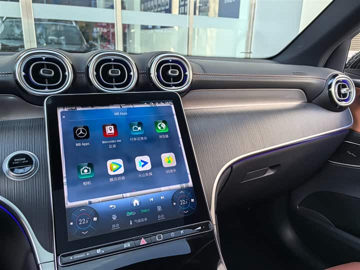 Фото 9 - Mercedes-Benz GLC-Class