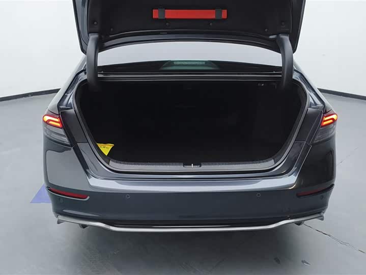 Фото 4 - Honda Accord