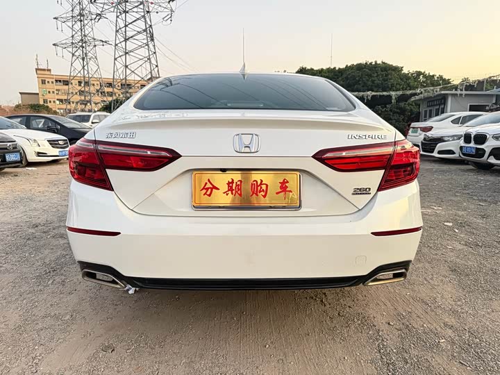 Фото 5 - Honda Inspire