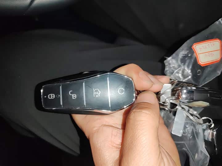 Фото 9 - BYD Song Pro Hybrid