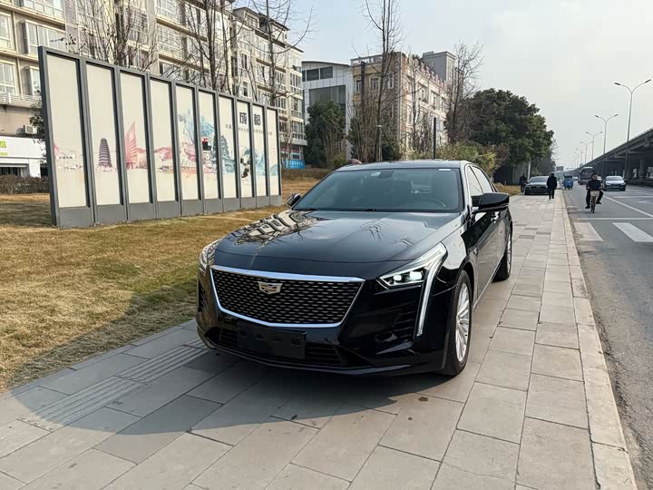 Фото 1 - Cadillac CT6