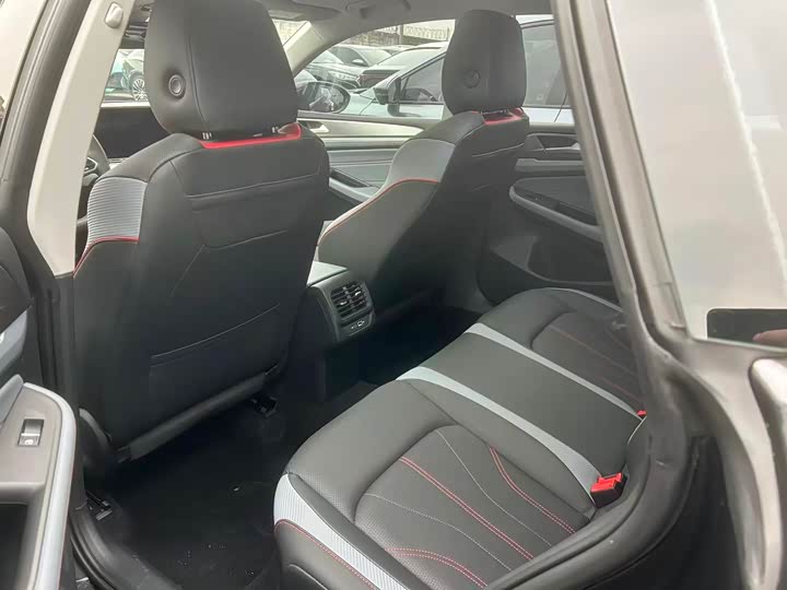 Фото 5 - Volkswagen Lamando L