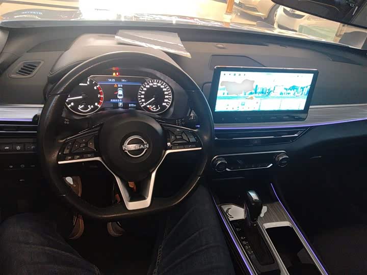 Фото 9 - Nissan Teana