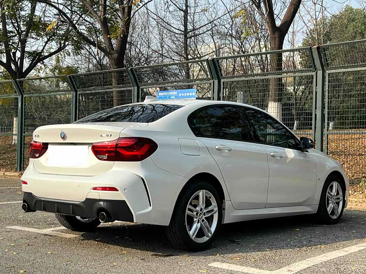 Фото 6 - BMW 1 Series