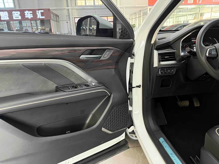 Фото 9 - Haval H6