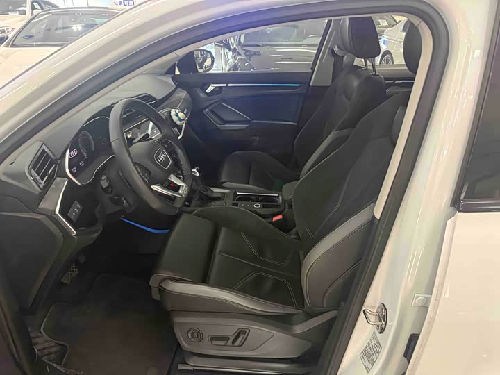 Фото 4 - Audi Q3 Sportback