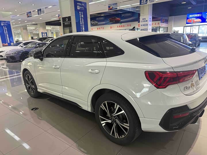 Фото 7 - Audi Q3 Sportback