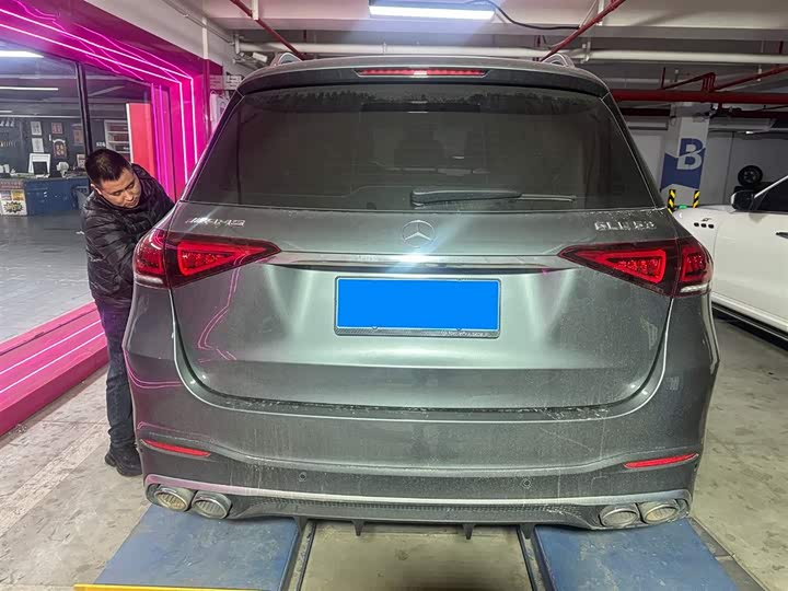 Фото 3 - Mercedes-Benz GLE-Class AMG