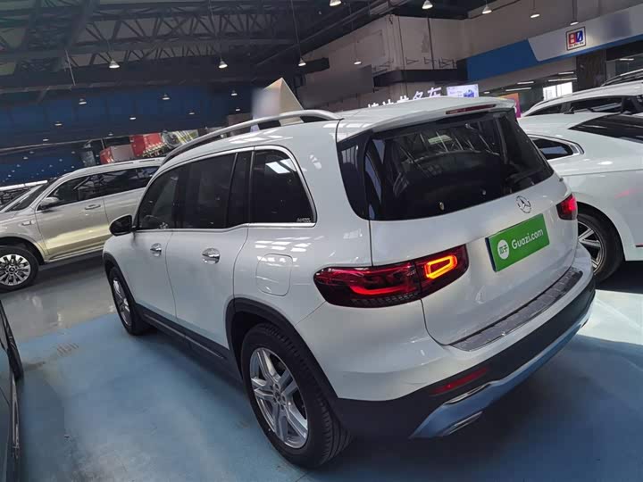 Фото 5 - Mercedes-Benz GLB-Class