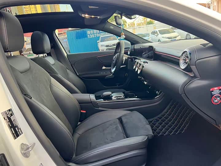 Фото 7 - Mercedes-Benz A-Class