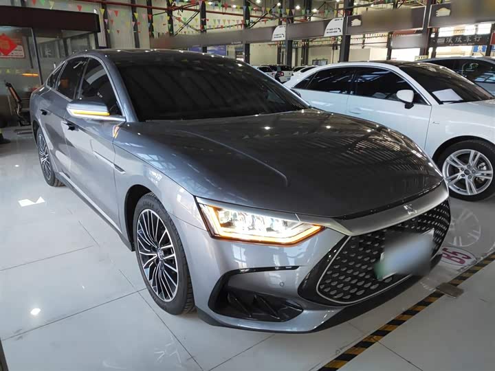 Фото 4 - BYD Han