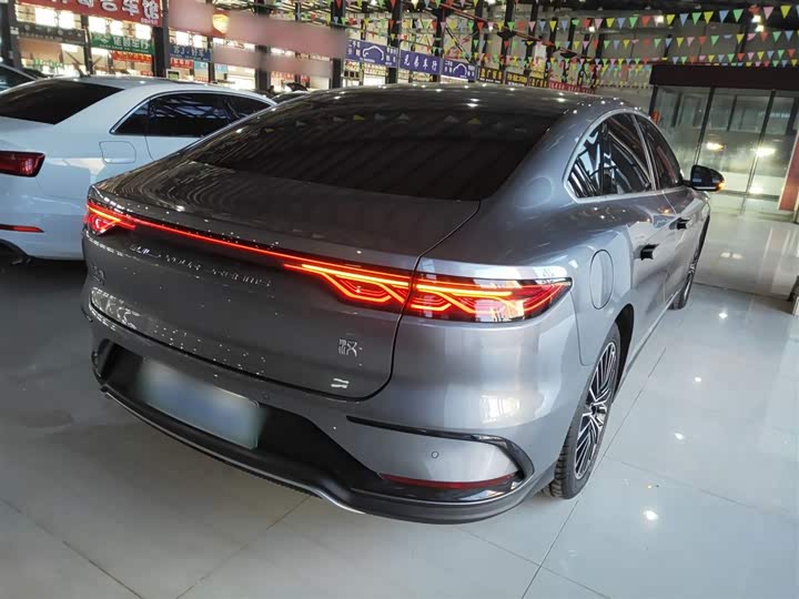 Фото 7 - BYD Han