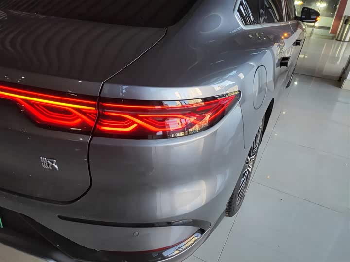 Фото 8 - BYD Han