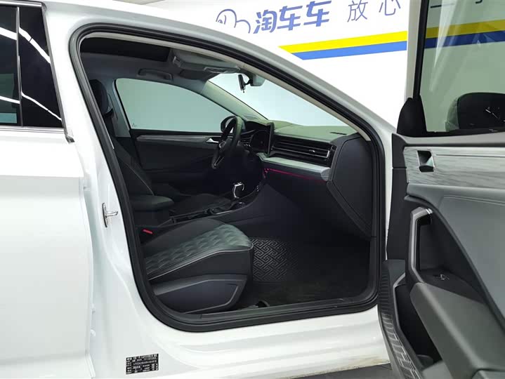 Фото 8 - Volkswagen Sagitar L