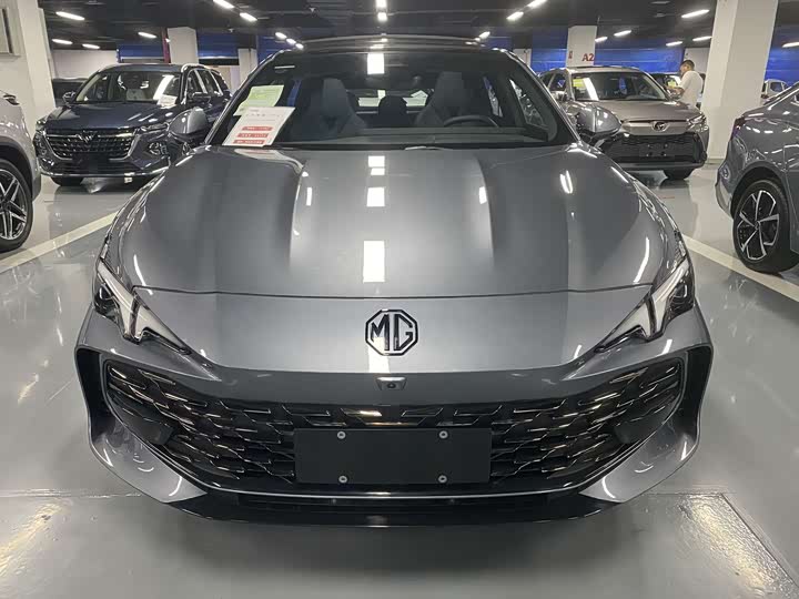 Фото 2 - MG Motor 7