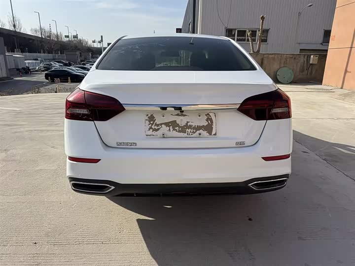 Фото 6 - Geely Emgrand