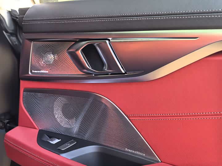 Фото 8 - BMW 8 Series