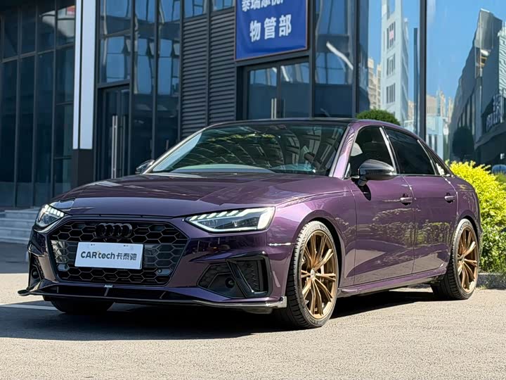 Фото 1 - Audi A4L