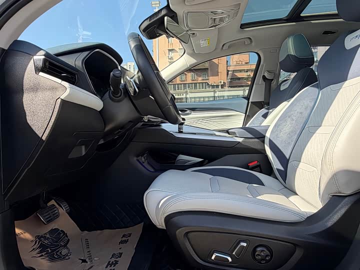 Фото 6 - Geely Preface