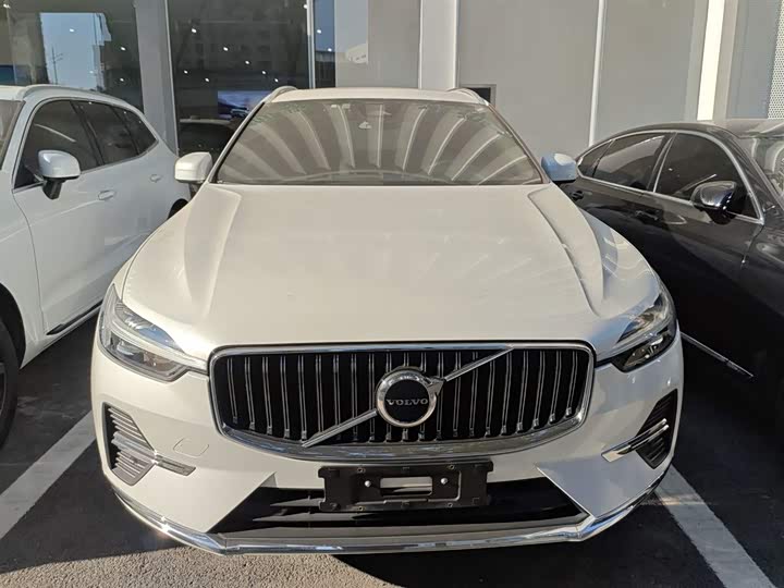 Фото 3 - Volvo XC60