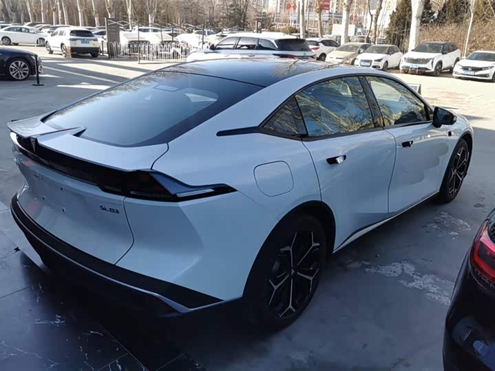 Фото 3 - Changan Deepal SL03