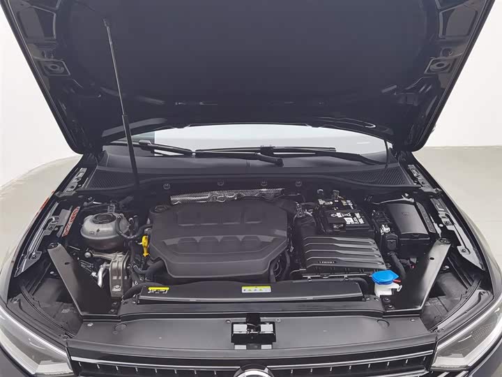 Фото 6 - Volkswagen Magotan