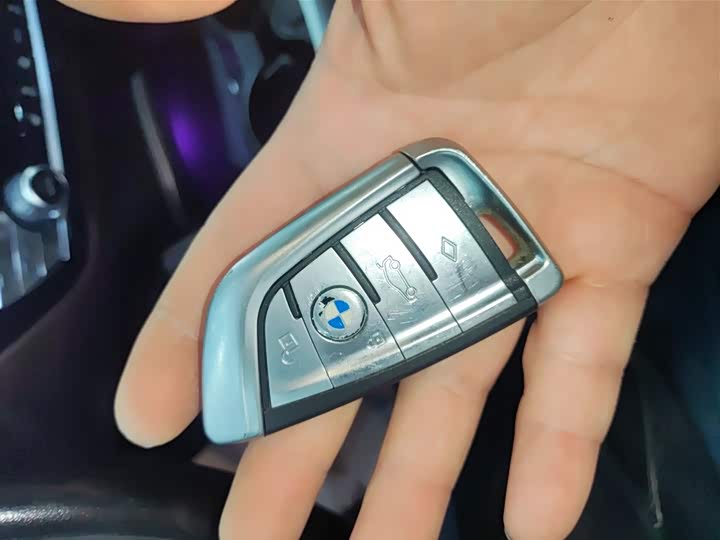 Фото 9 - BMW 5 Series Hybrid