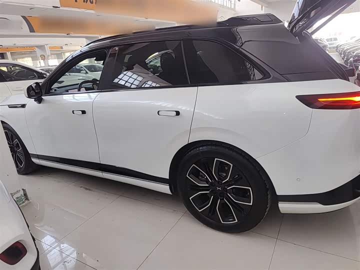 Фото 5 - XPeng G9