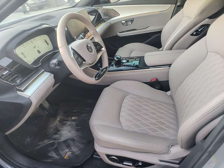 Фото 4 - BYD Han