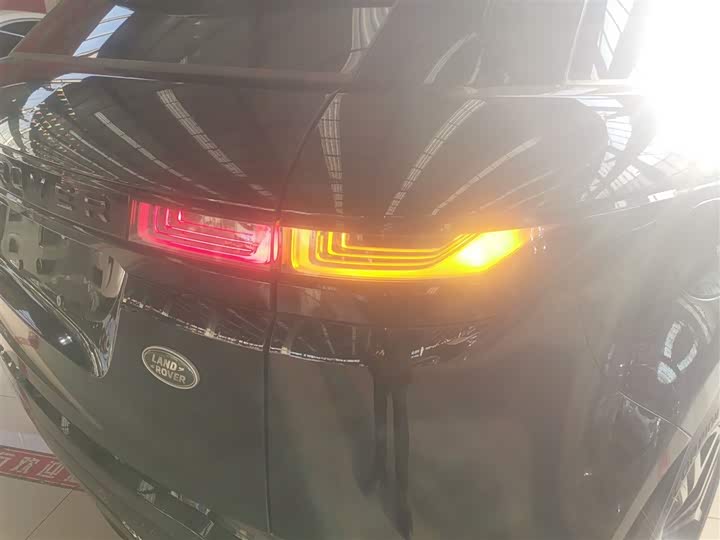 Фото 8 - Land Rover Range Rover Evoque L Hybrid