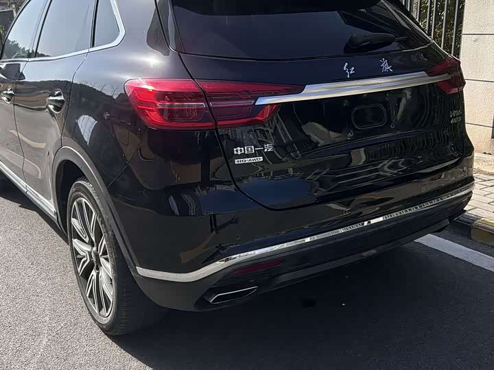 Фото 8 - Hongqi HS5