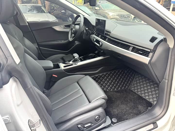 Фото 5 - Audi A5