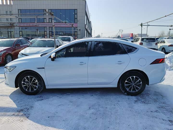 Фото 5 - BYD Qin Plus