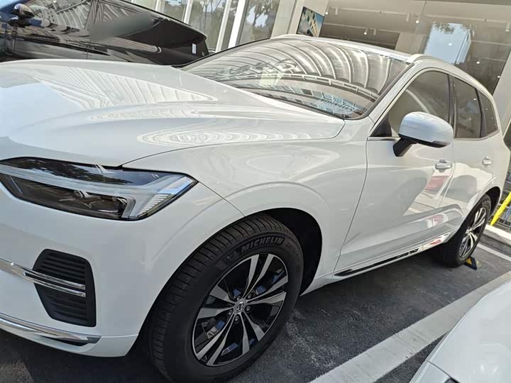 Фото 5 - Volvo XC60