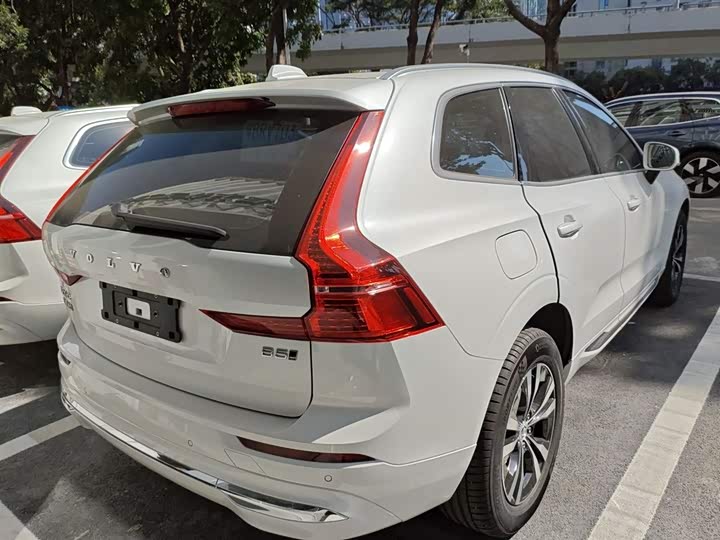 Фото 7 - Volvo XC60