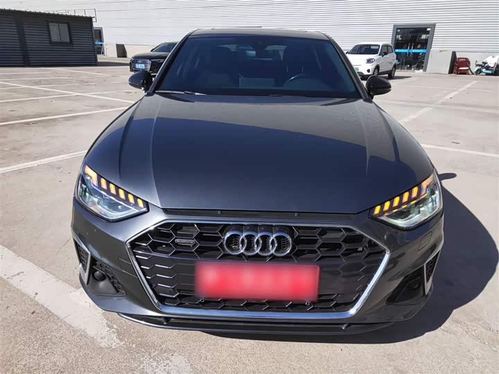 Фото 3 - Audi A4L