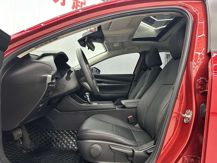 Фото 4 - Mazda 3 (Axela)