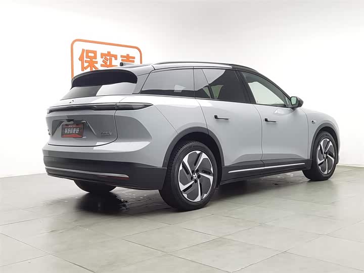 Фото 2 - Nio ES6