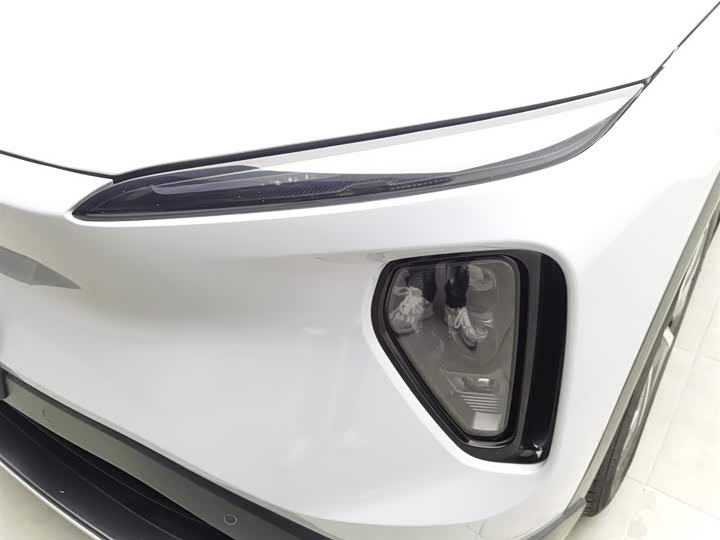 Фото 7 - Nio ES6