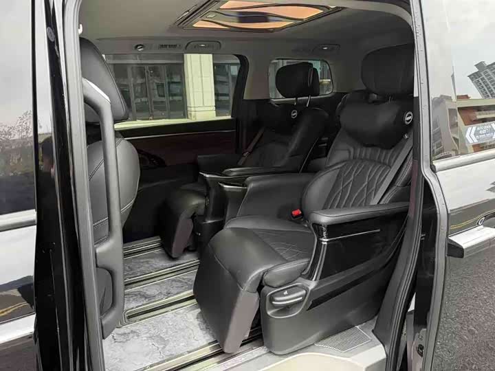 Фото 7 - GAC Trumpchi M8