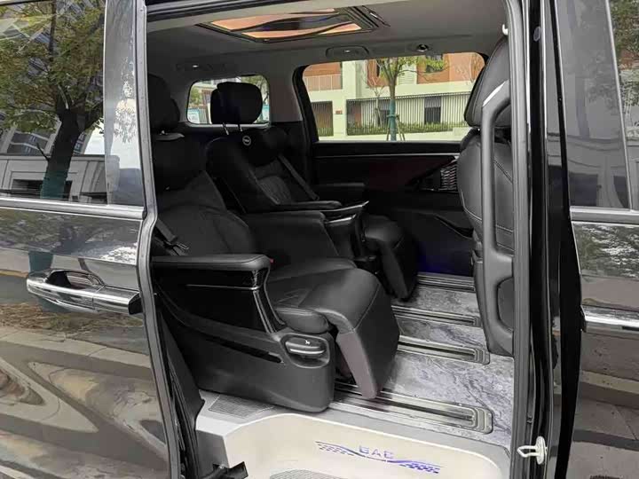 Фото 8 - GAC Trumpchi M8