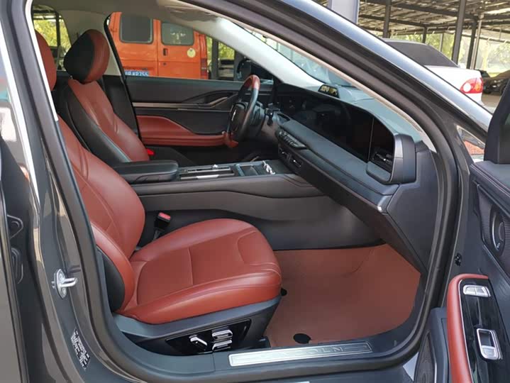 Фото 8 - Lincoln Z (Zephyr)