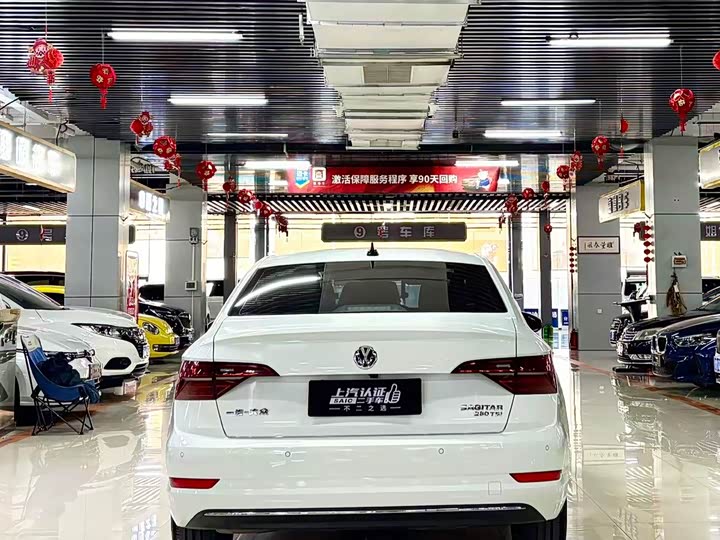 Фото 4 - Volkswagen Sagitar L