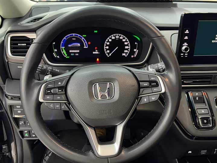 Фото 7 - Honda Odyssey