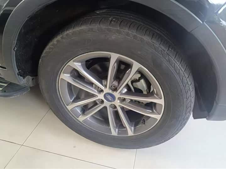 Фото 6 - Ford Territory