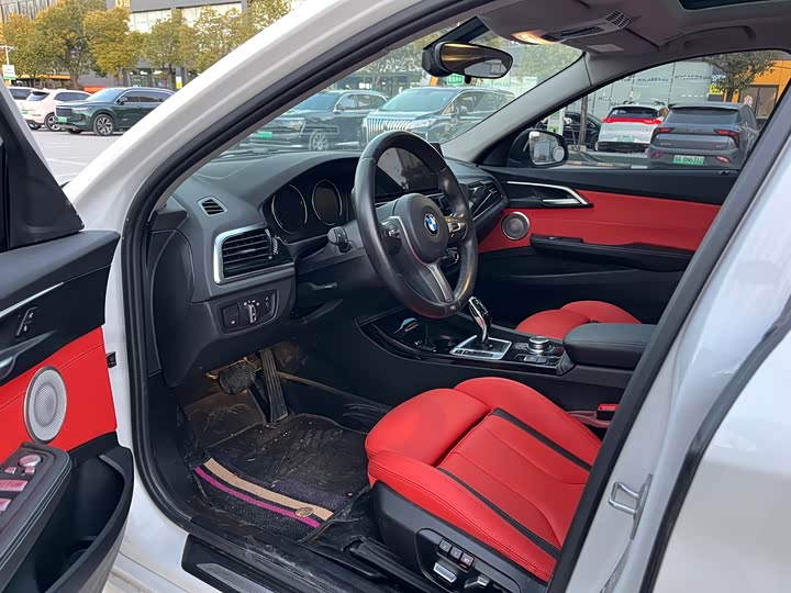 Фото 4 - BMW 1 Series