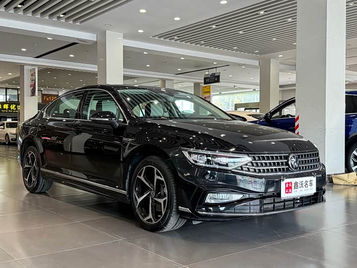 Фото 3 - Volkswagen Magotan